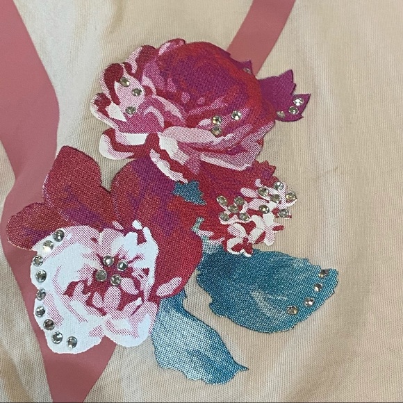 Victoria’s Secret Sleep Wear Floral Graphic Soft - Picture 2 of 10